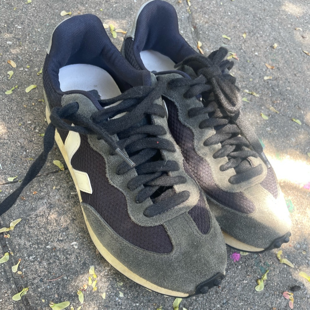 Veja size 6 sneakers. Black. Black is faded.